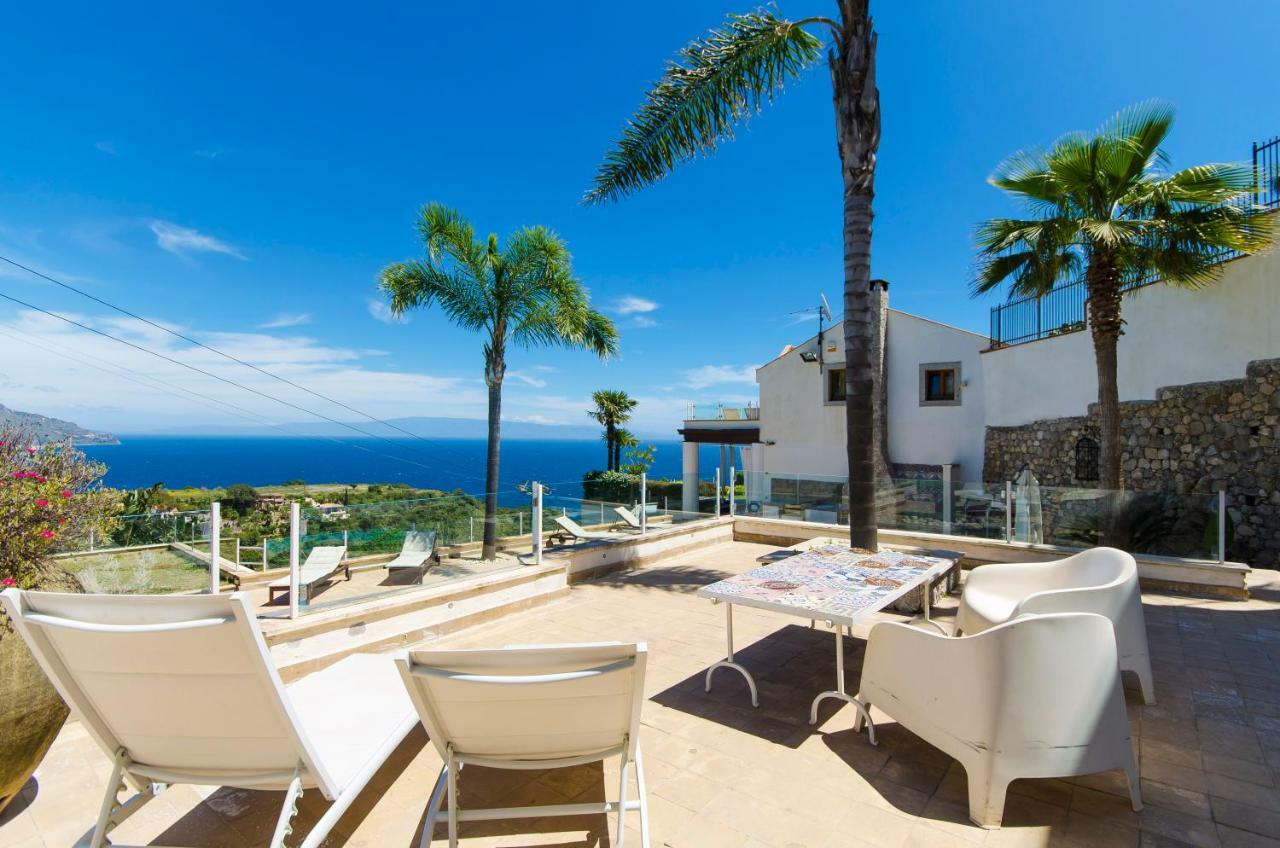 Luxury Taorum Villa With Spectacular Sea Views In Таормина Экстерьер фото